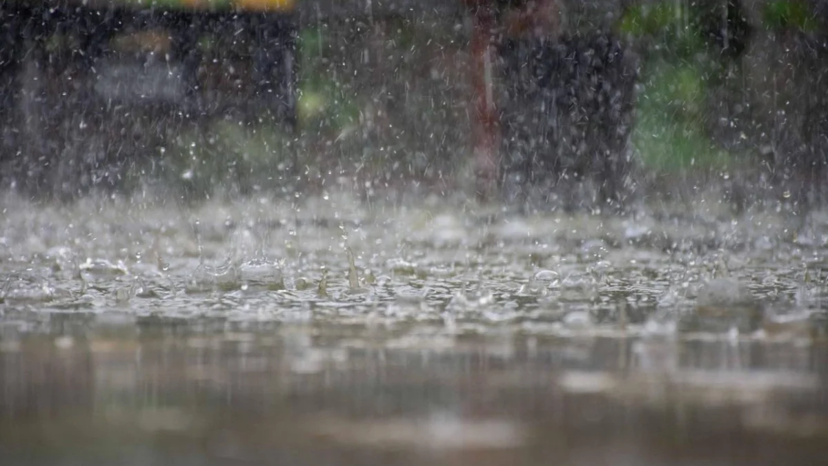 Forte chuva afeta captação e abastecimento de água em Ilhabela