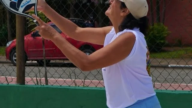 Ilhabela sedia Festival de Beach Tênis para projeto de 18 anos