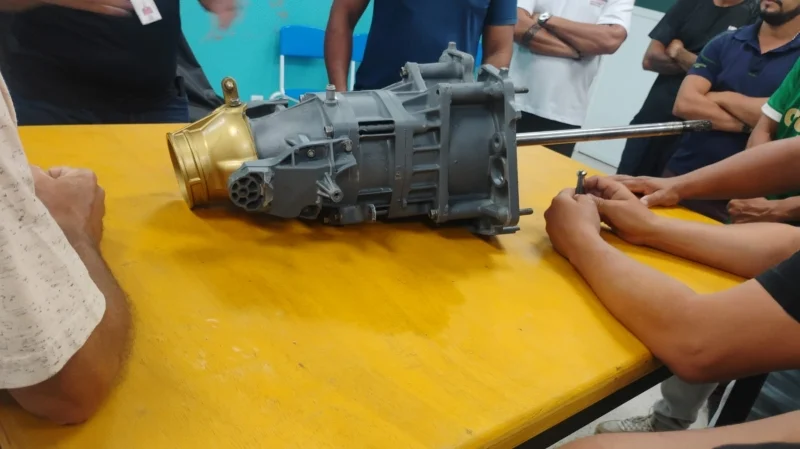 Prefeitura de Ilhabela abre vagas para curso de manutenção de moto aquática