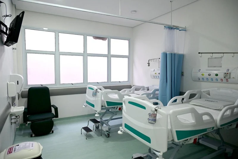 Ilhabela realiza simpósio de emergências pediátricas no hospital