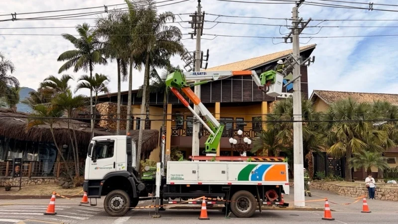 Prefeitura de Ilhabela e Elektro reforçam rede elétrica na cidade