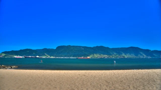 Praia/orla – Ilhabela