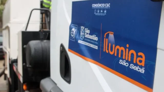 Programa instala 5 mil luminárias em dois meses em Boracéia